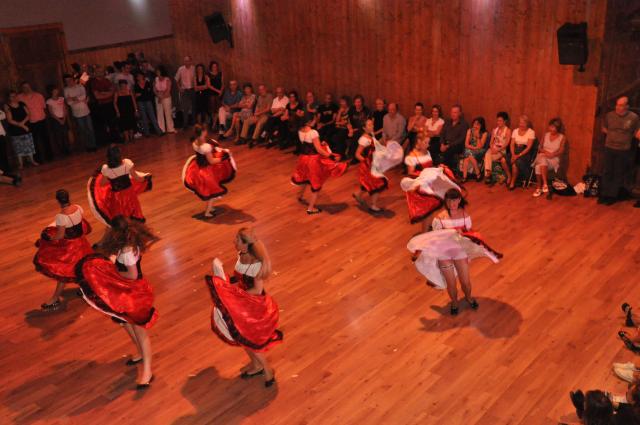 min 2010 10 10 station danse 291